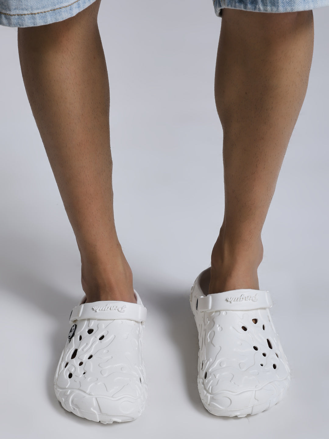 Penguin Chill White