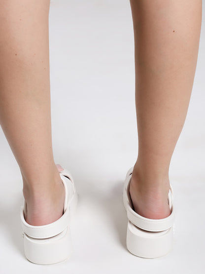 Penguin Petal White