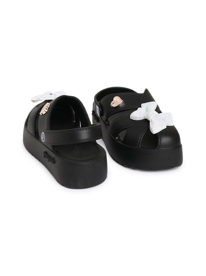 Penguin Petal Black