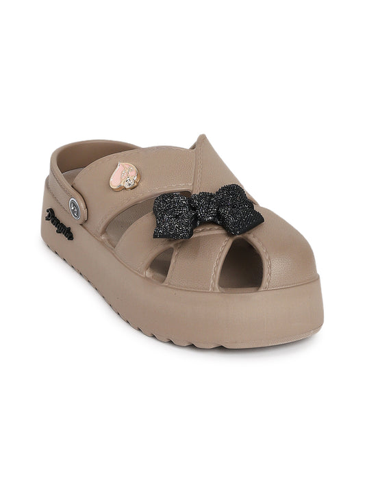 Penguin Petal Brown